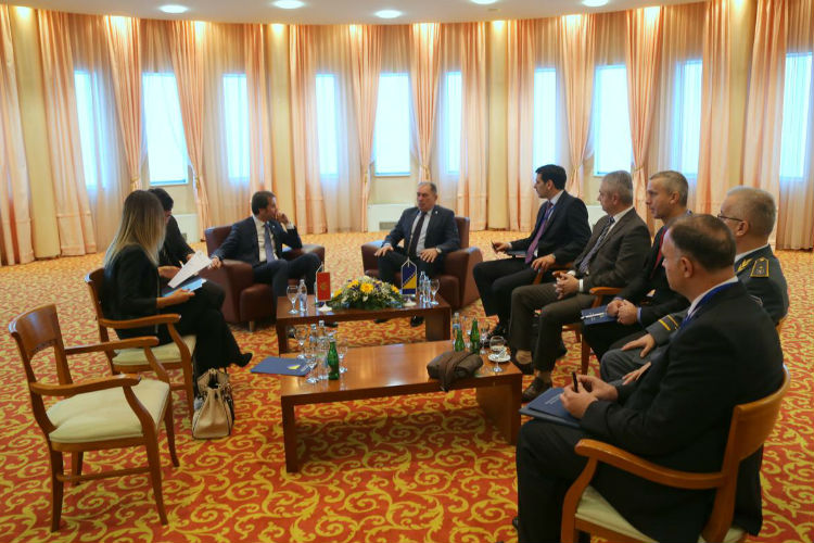 Sastanak na slijepo sastanak na slijepo