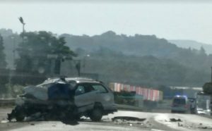 Stravična nesreća kod Viteza: Učestvovala tri vozila, jedna osoba poginula