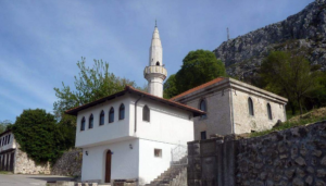 Islamska zajednica: Nasilni upad u džamiju u Ljubuškom