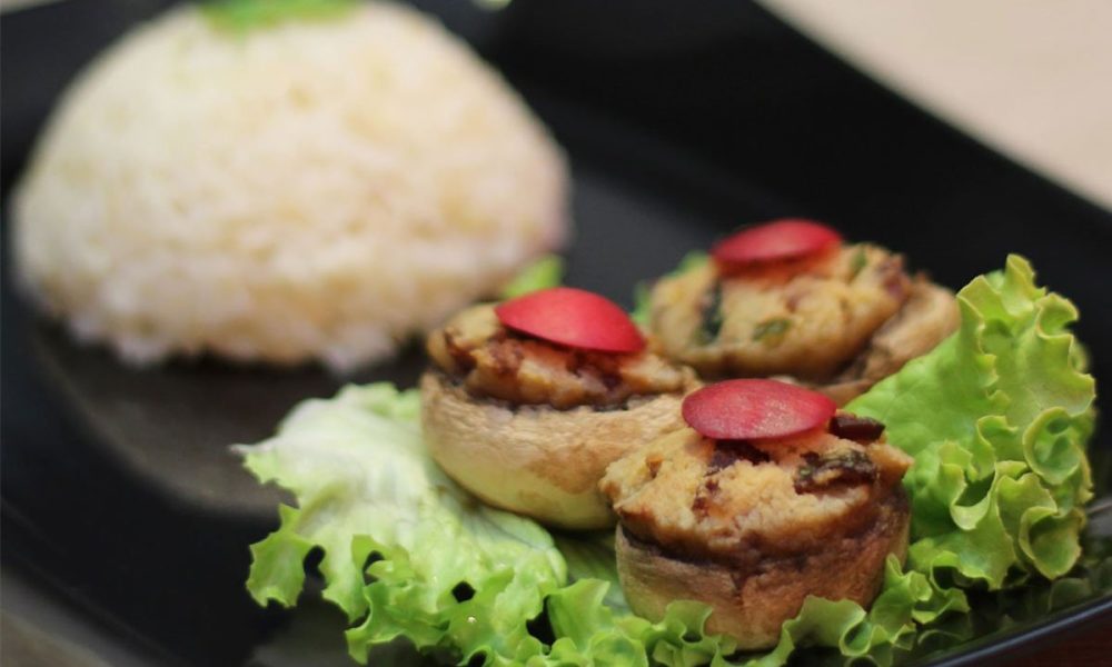 Punjeni šampinjoni iz rerne