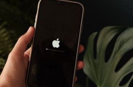 Mobitel vam se često resetira: Evo kako otkriti o čemu je riječ i kako to spriječiti