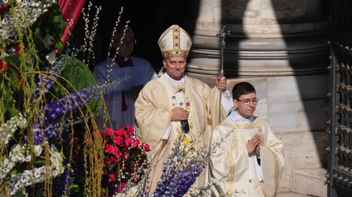 Papa Lav u uskršnjoj poruci pozvao svjetske lidere da okončaju ratove: Neka polože oružje!